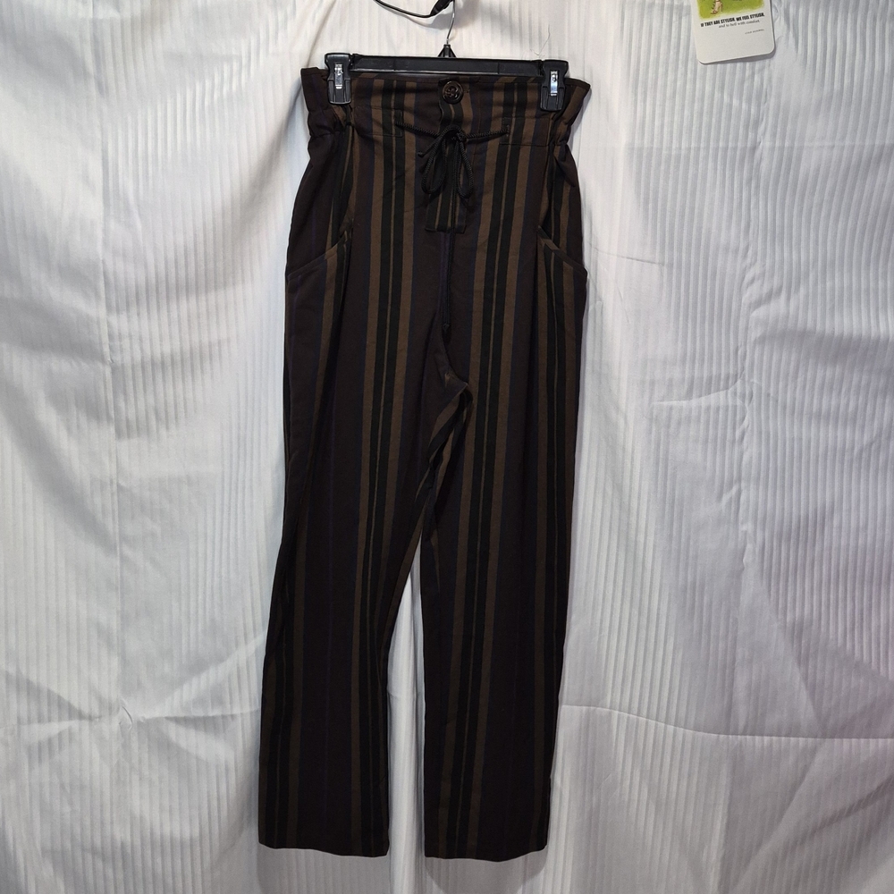 Zara Small High-Rise Striped Paperbag Trousers in Brown and Black - Picture 3 of 8
